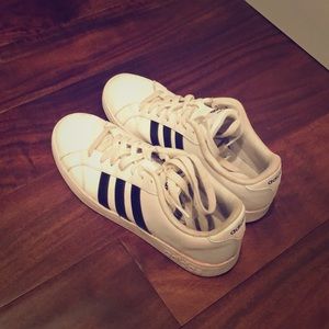 ADIDAS sneakers size 8